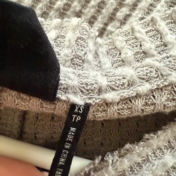 Gray Ribbed Button-Up Sweater - Picture 5 of 5